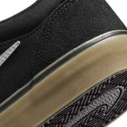 Incaltaminte Nike SB Chron 2 Black/Black/Light Gum