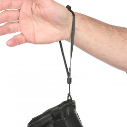 Manusi Level Phantom Mitt Black