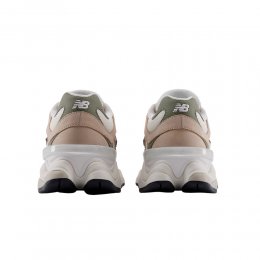 Incaltaminte New Balance 9060 Brown