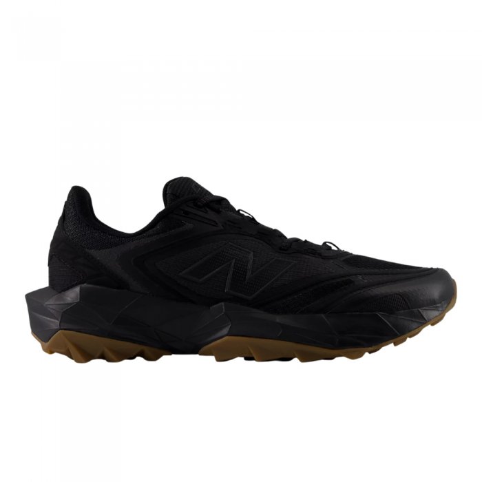 Incaltaminte New Balance Tektrel Black/Gum