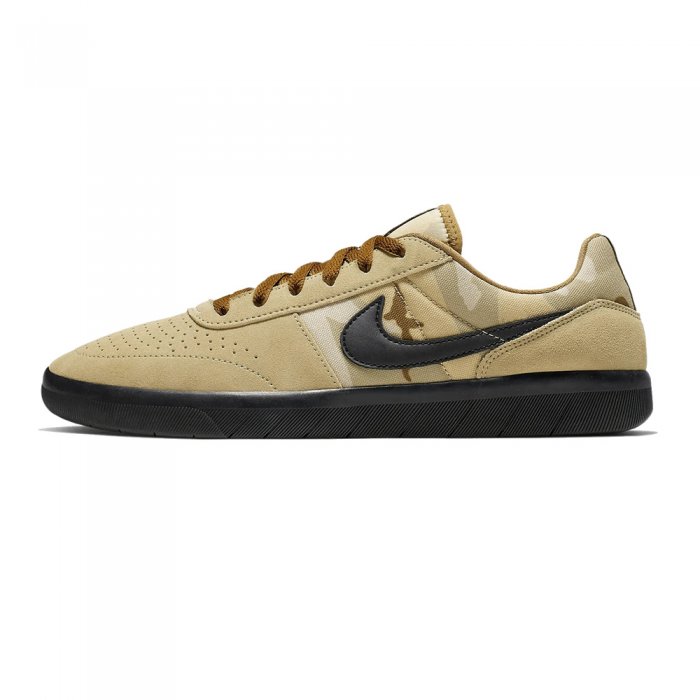 Shoes Nike SB Team Classic Parachute Beige/Ale Brown/Club Gold/Black