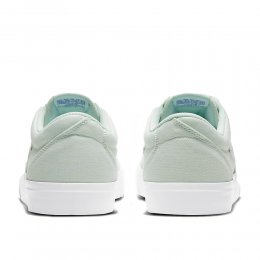 Incaltaminte Nike SB Charge Cnvs Barely Green/Barely Green/Sapphire/Metallic Platinum
