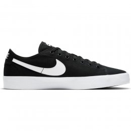 Incaltaminte Nike Sb Blazer Low Black/Black/Gum Light Brown/White