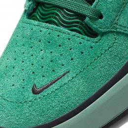 Incaltaminte Nike SB Ishod Wair Gorge Green/Dutch Green/Black/Black