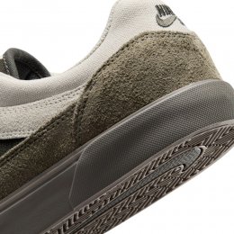 Incaltaminte Nike SB Malor Light Bone/Light Army/Olive