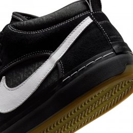 Incaltaminte Nike SB React Leo Black/Gum-White