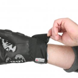 Manusi Level SQ JR CF Mitt PK Black