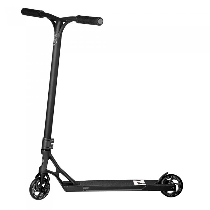 Trotineta AO Scooters Quadrum 2 Complete black/black