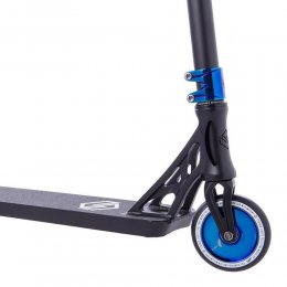 Trotineta Striker Essence Black/Blue Chrome