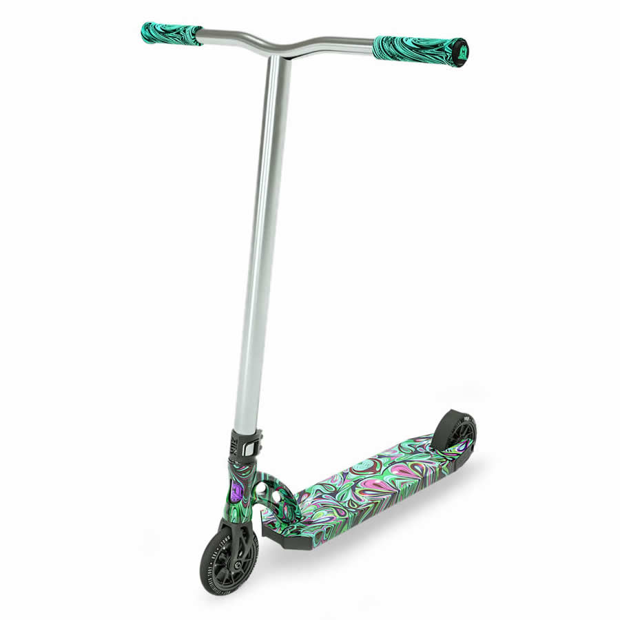 Razor e100 красный. трюковой самокат oxelo. самокат. электросамокат для детей. можно самокаты.